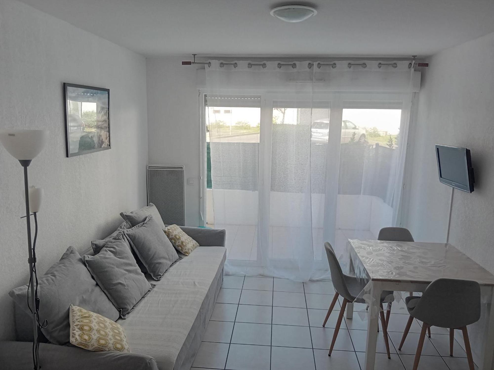 Calme T2 Avec Terrasse A Hendaye, Proche Plage - Fr-1-239-780 Dış mekan fotoğraf